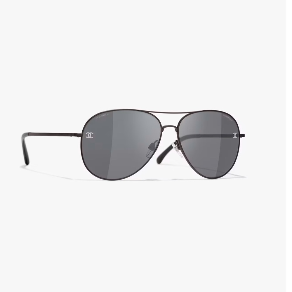 CHANEL Black Aviator Sunglasses